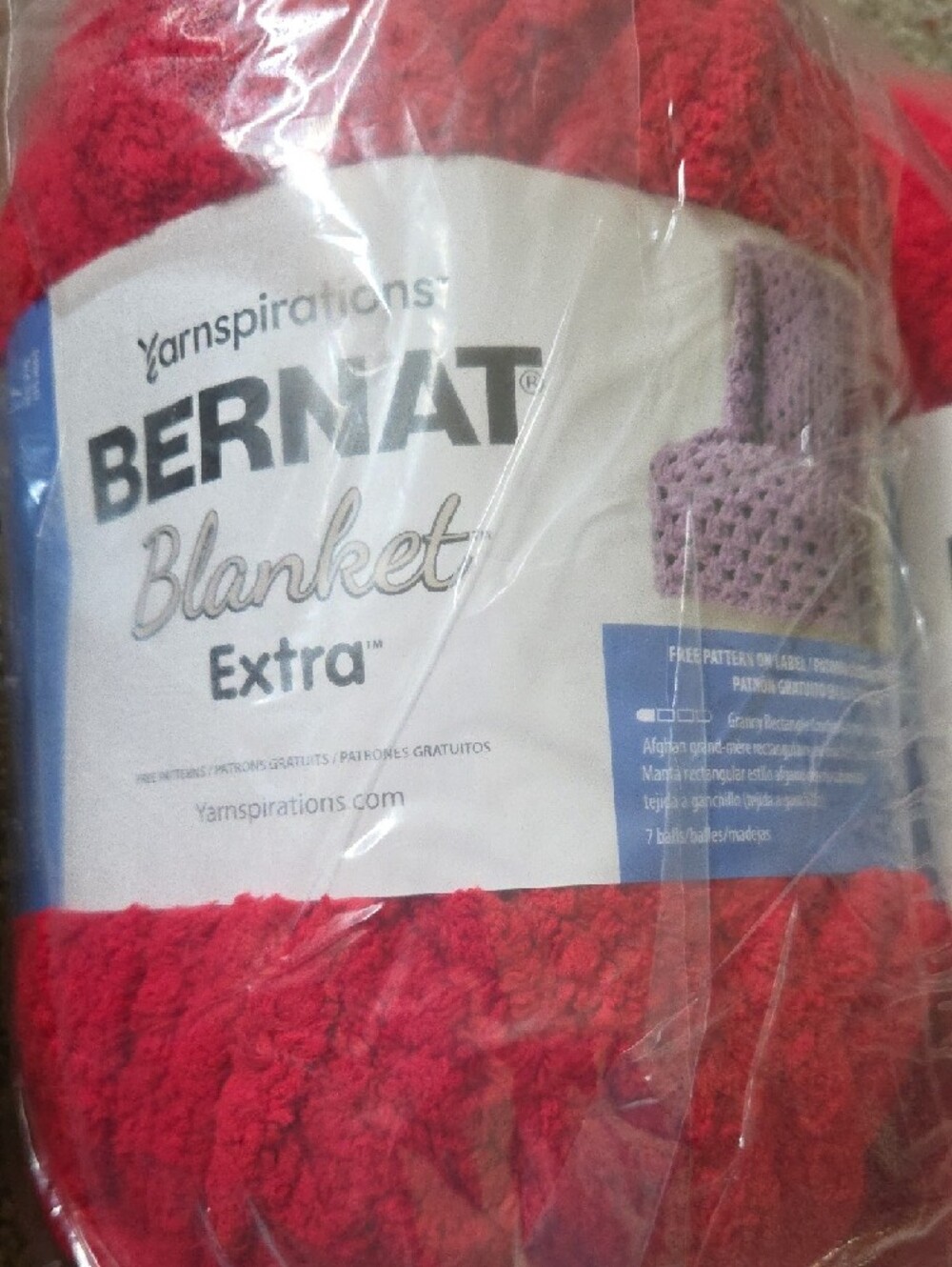 Bernat Blanket Extra Plush Yarn - Crimson (2 Pack) - Picture 3 of 4